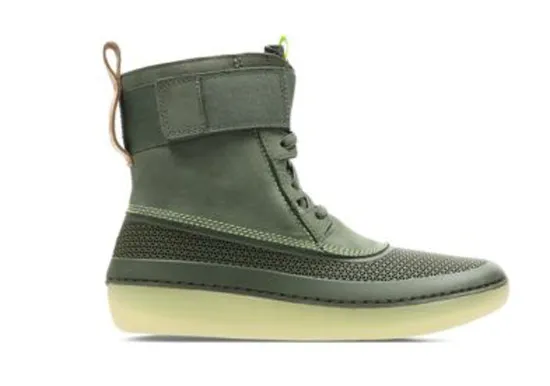 Clarks NATURE V KHAKI BOOTS