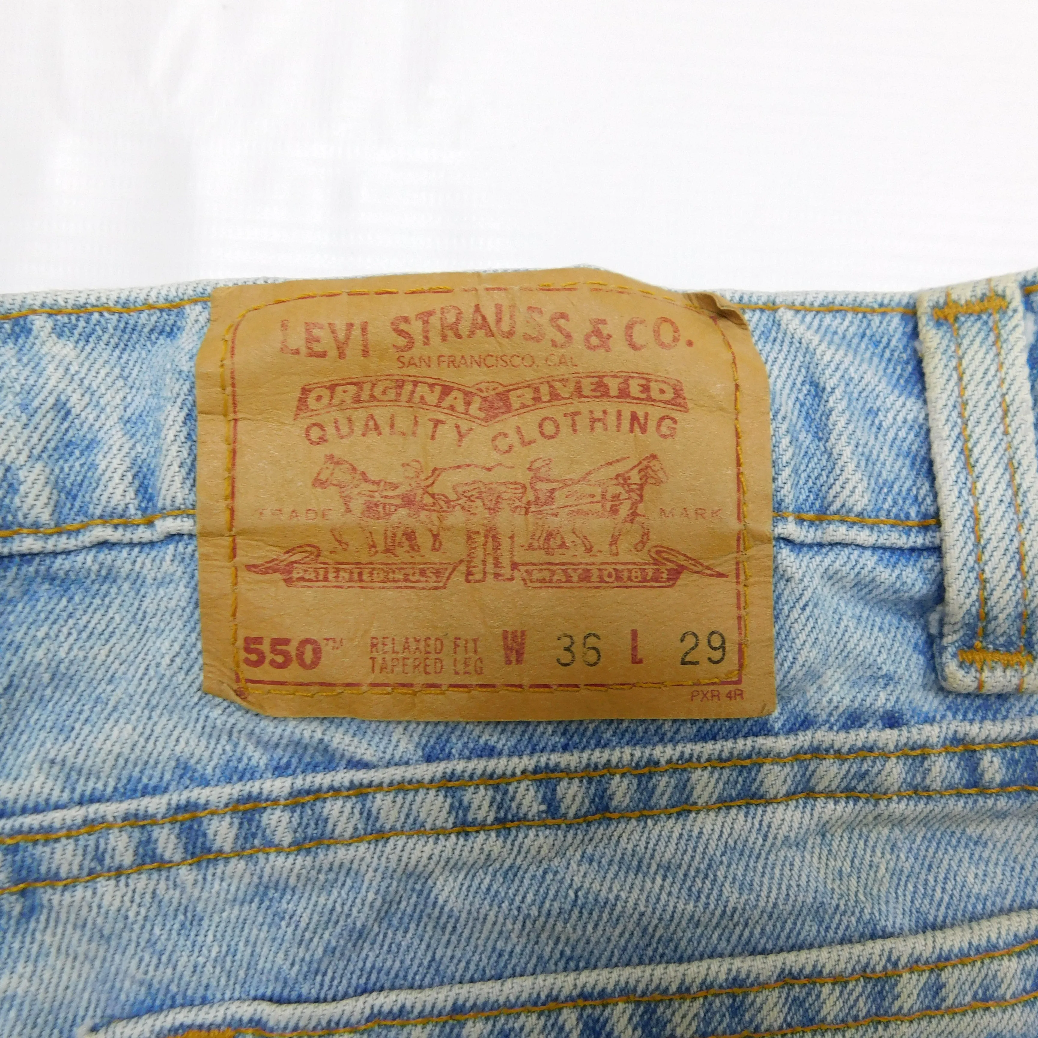 Levi's 550 Blue Jeans