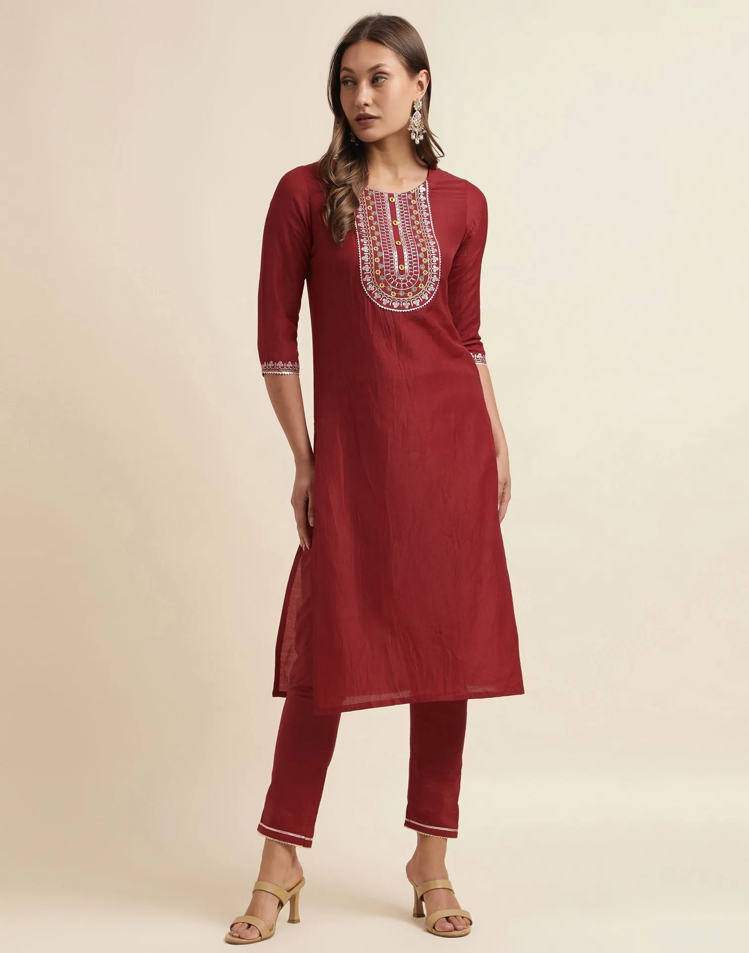 Maroon Plain Chinnon Straight Kurta With Pant And Dupatta