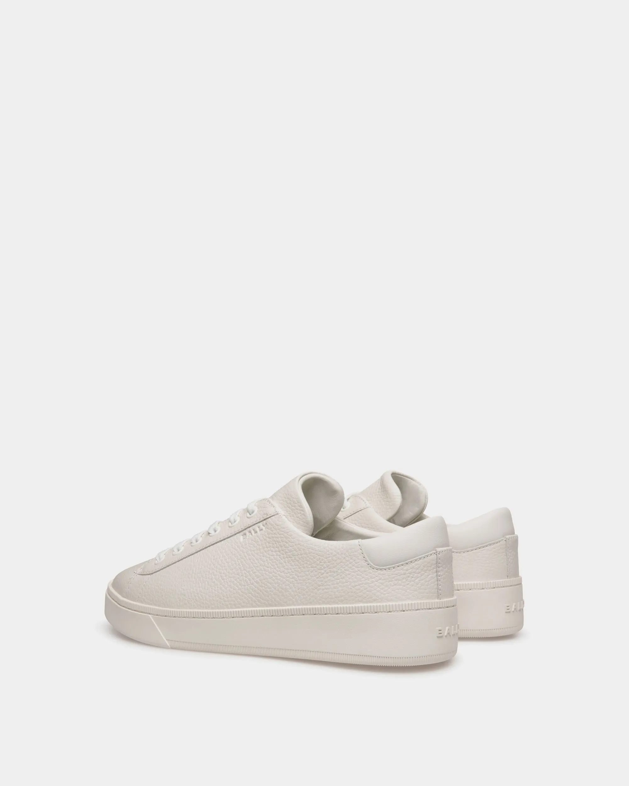 Raise Sneaker In White Grained Leather 