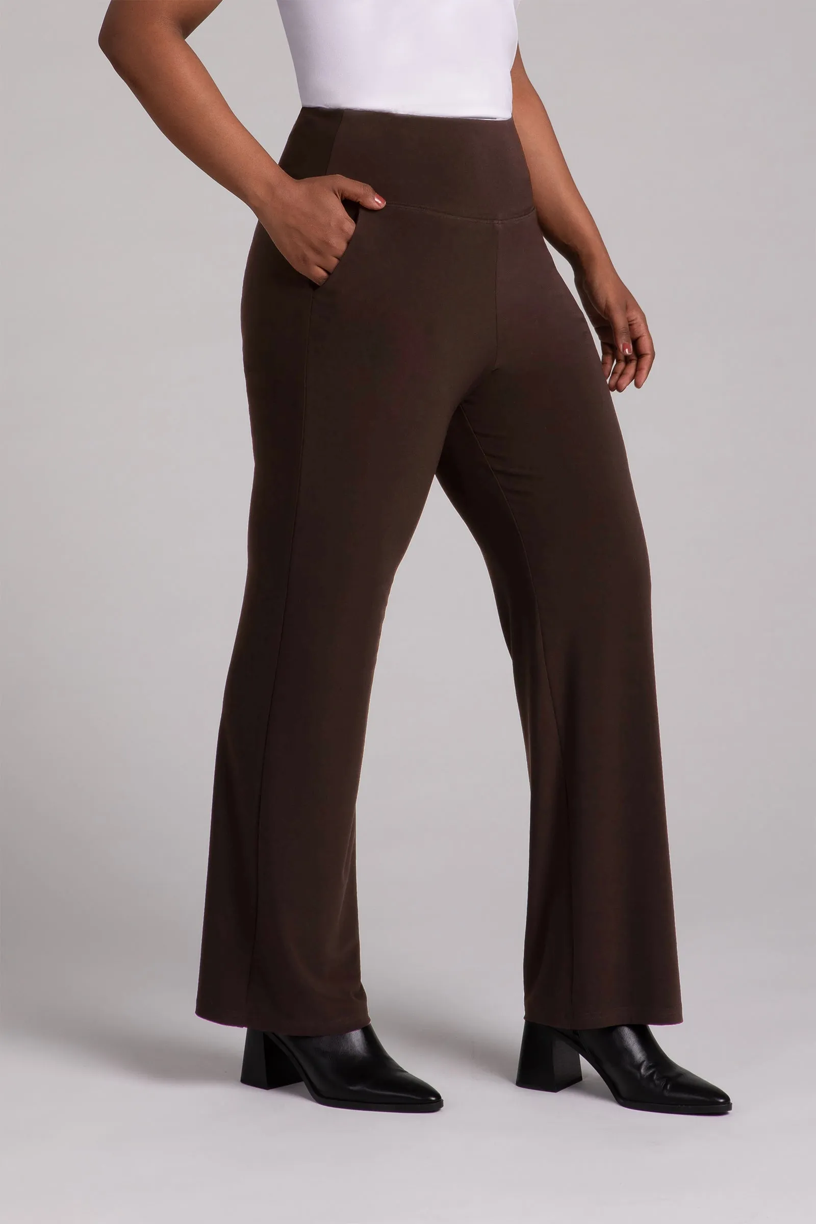 Straight Leg Pant with Yoke | Chocolate