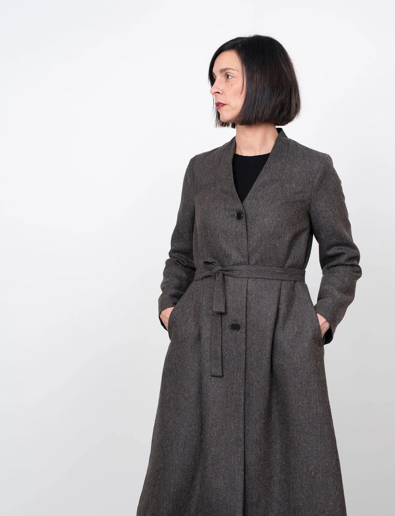 THE ASSEMBLY LINE  V-Neck Coat Sewing Pattern (XL - 3XL)