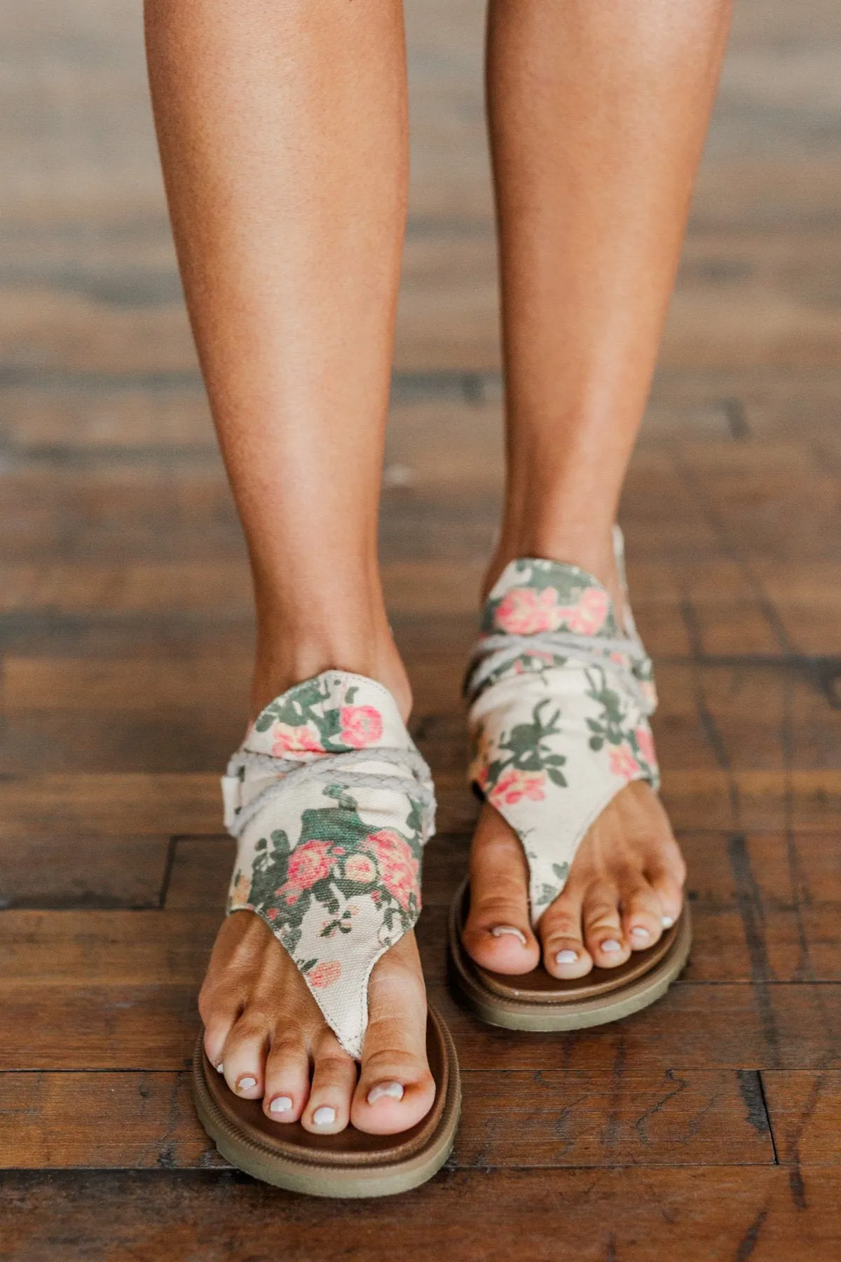 Very G Sparta Floral Sandals- Cream